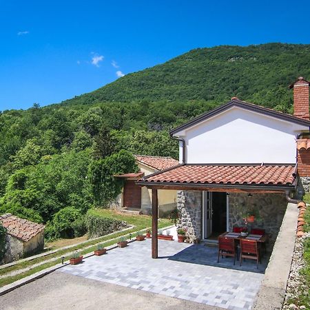 Guest House 'Villa Fani' Veprinac With Jacuzzi Exterior photo