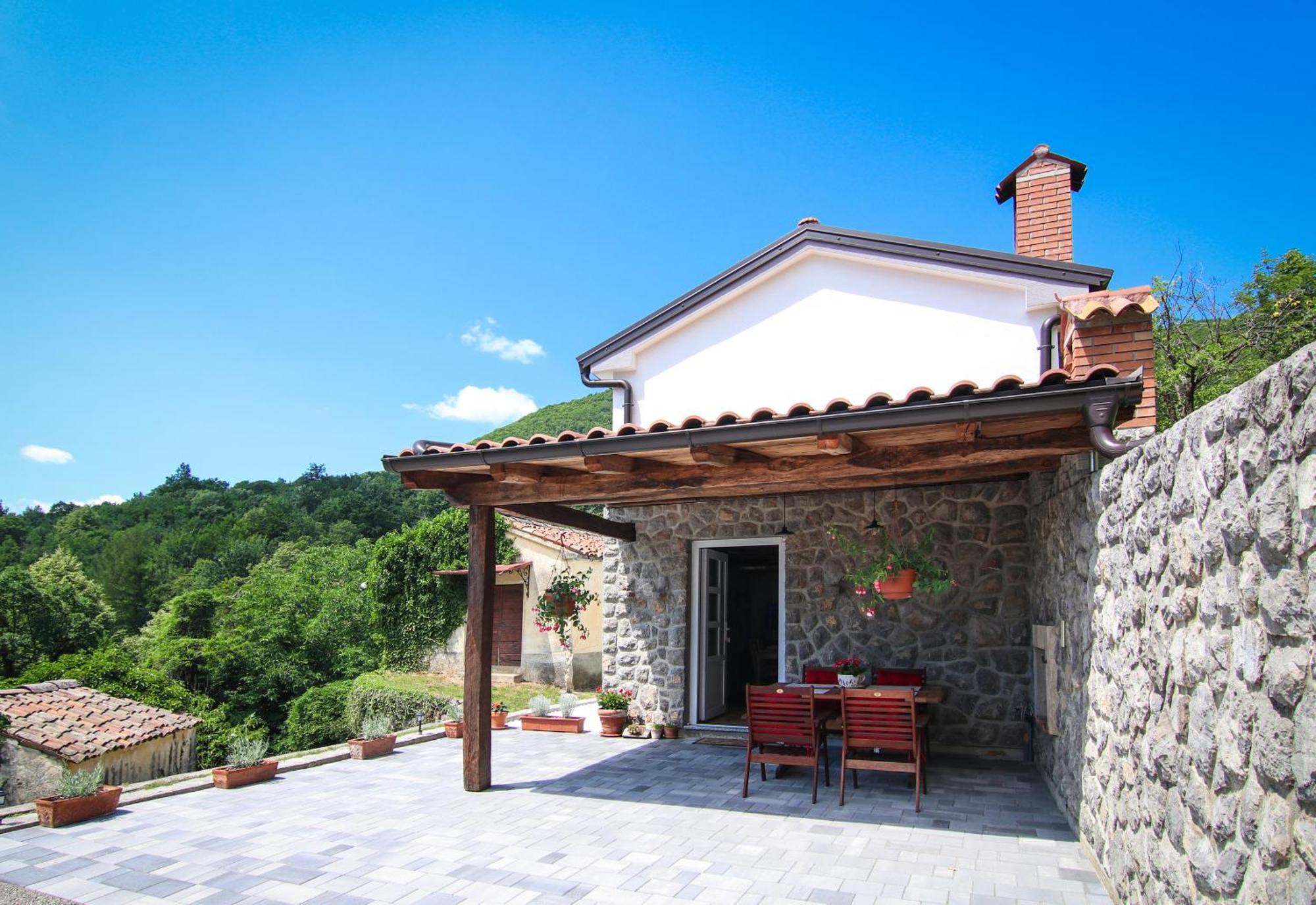 Guest House 'Villa Fani' Veprinac With Jacuzzi Exterior photo